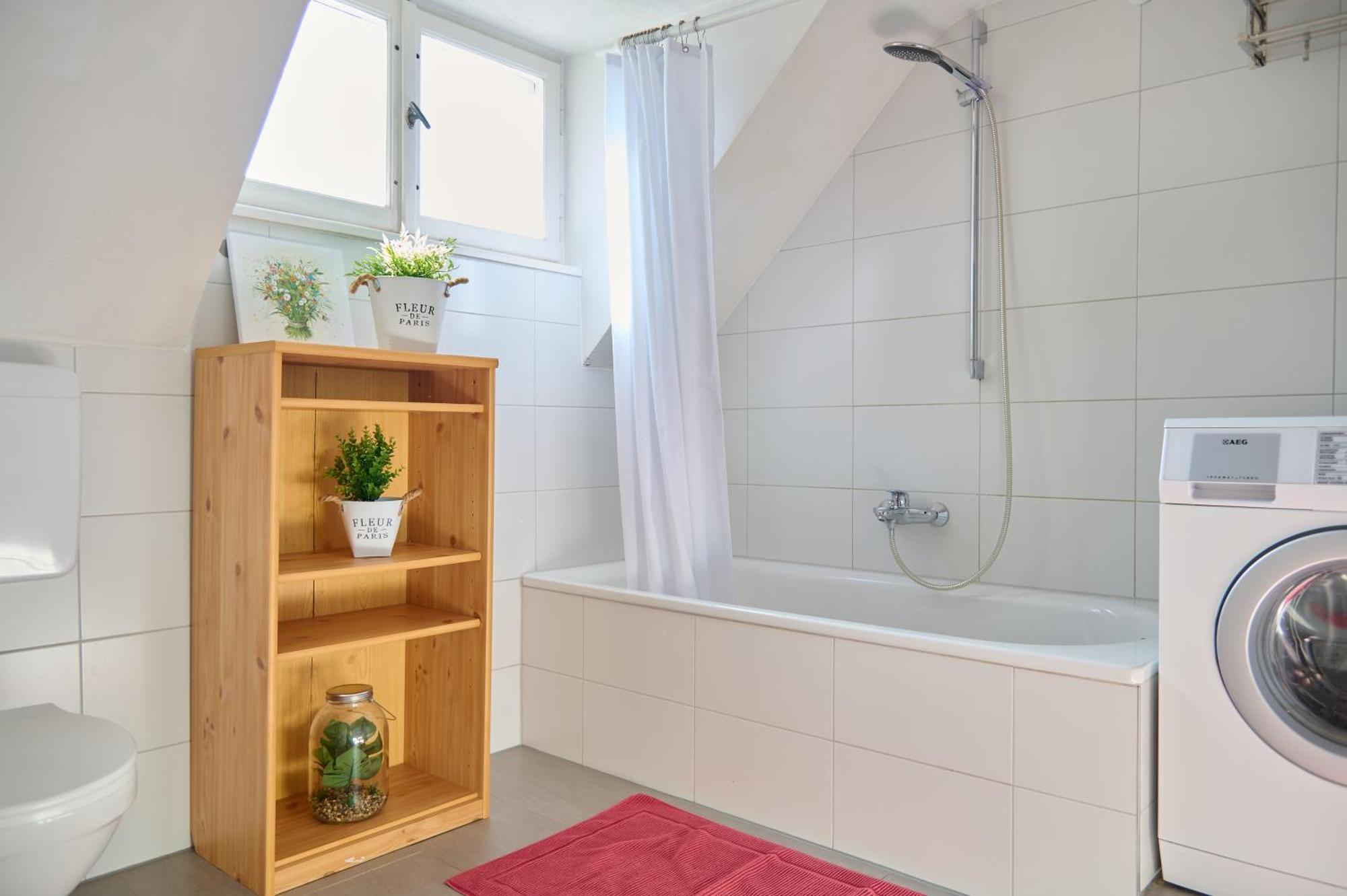 Zentrales Apartment Pfaenderblick Брегенц Экстерьер фото